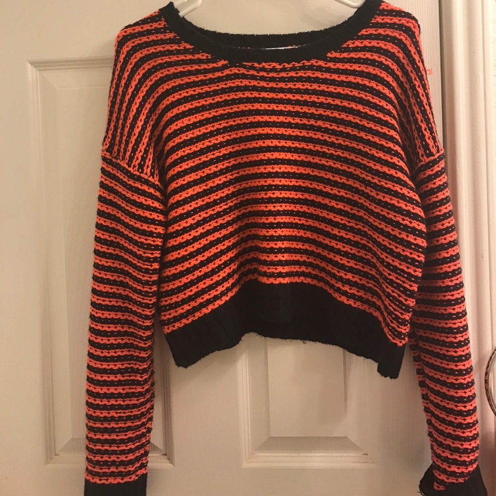 Forever 21 cropped coral and navy sweater