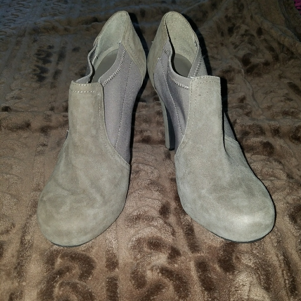 Gianni Bini Booties