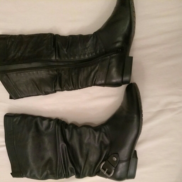 ALDO Black Leather Zip Up Boots sz 6 - Picture 3 of 4