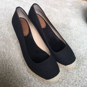 Classic black wedges