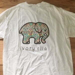 Ivory Ella front pocket T shirt
