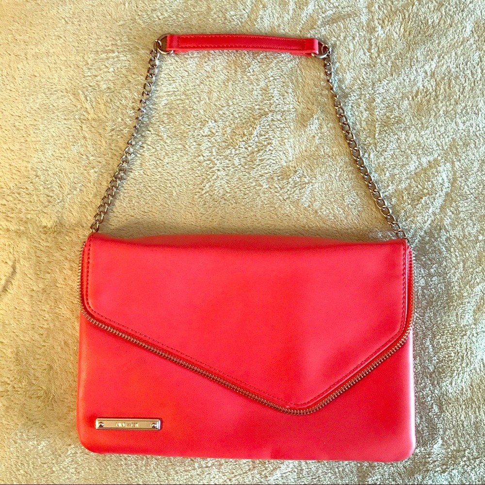 Nine west clutch
