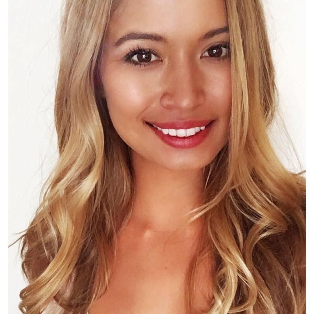 Meet your Posher, Monica