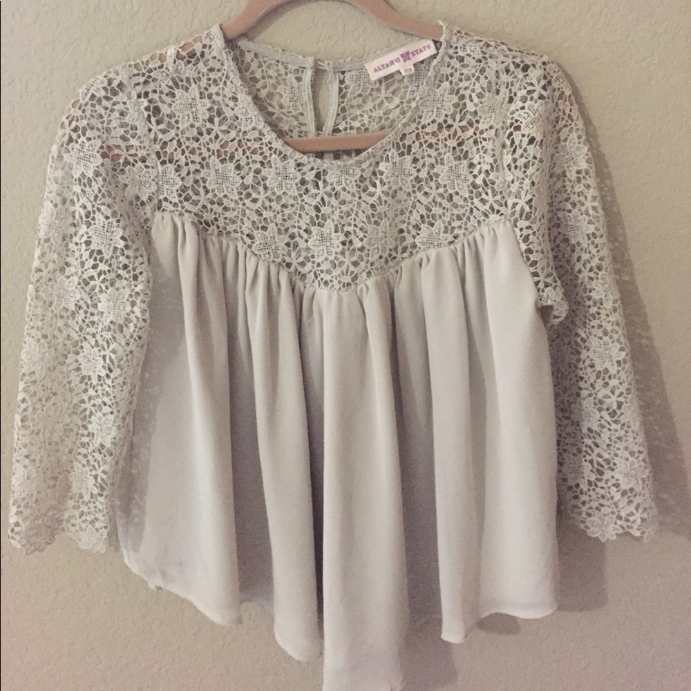 Crochet detailed flowy top