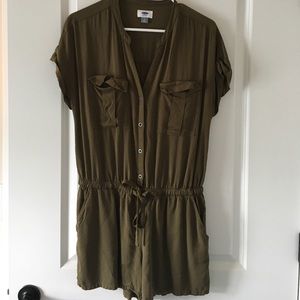 Old Navy ROMPER