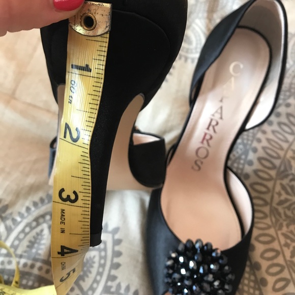 Caparros Black Satin Peep Toe Pumps - Size 8.5 - Picture 4 of 6