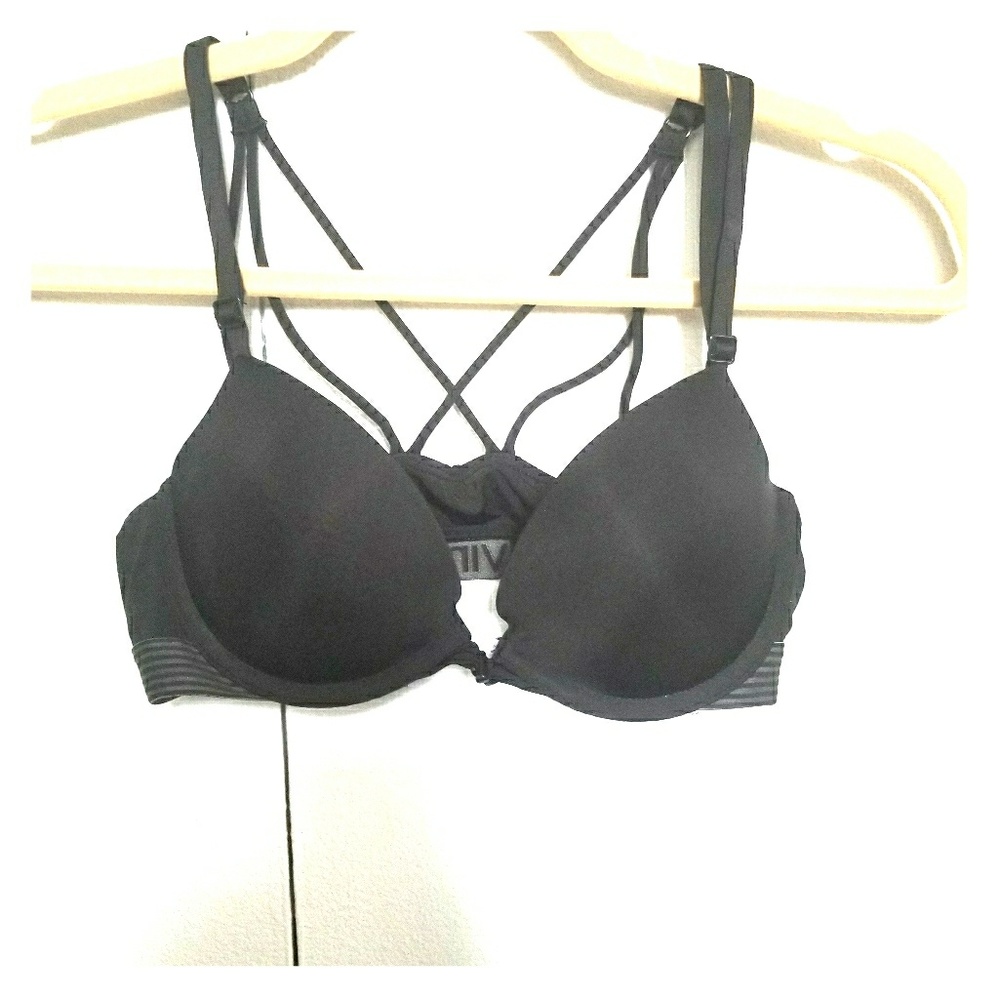 NEVER WORN CALVIN KLEIN BRA