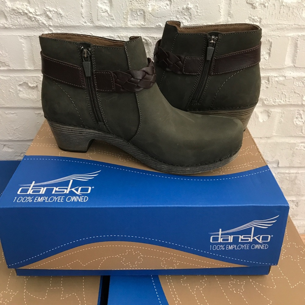 NEW Dansko Michelle Milled Nubuck Olive