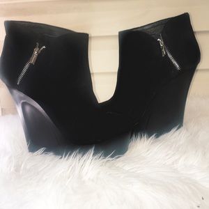 Sexy Black Booties!!!
