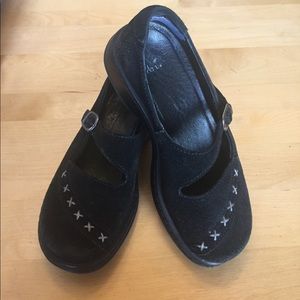 Dansko Fran Black Suede Mary Janes 37