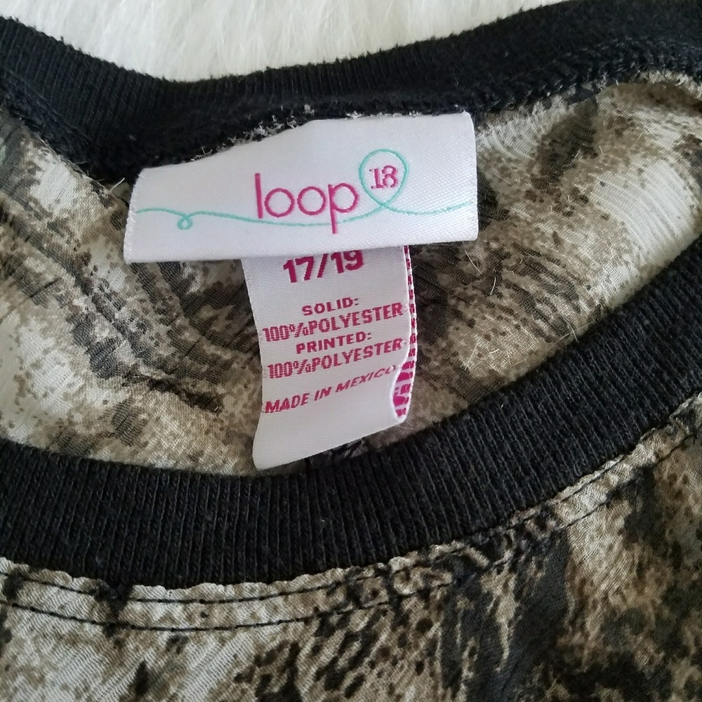 Loop 18 sheer top - Picture 3 of 3