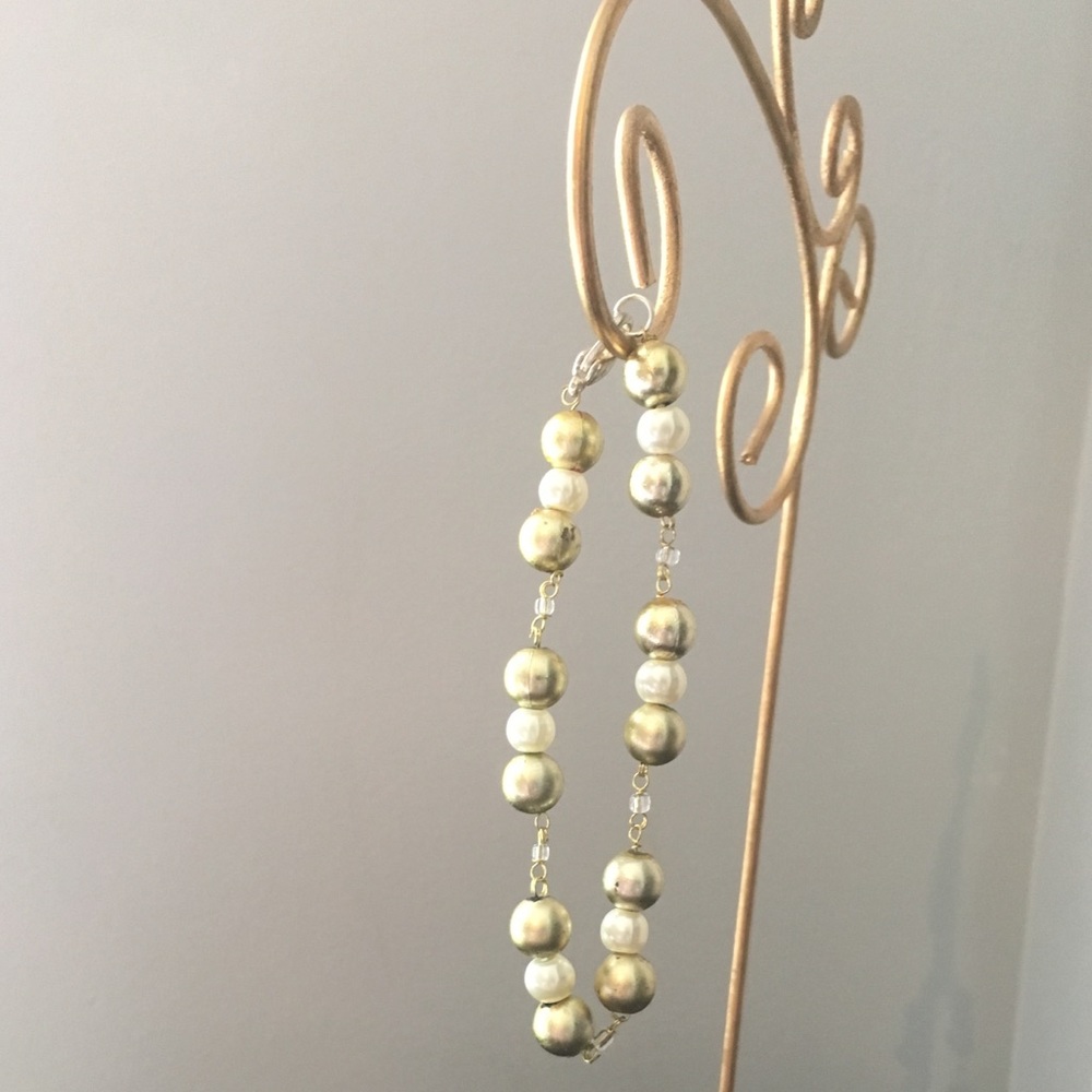 Handmade Pearl and Gold Bead Bracelet