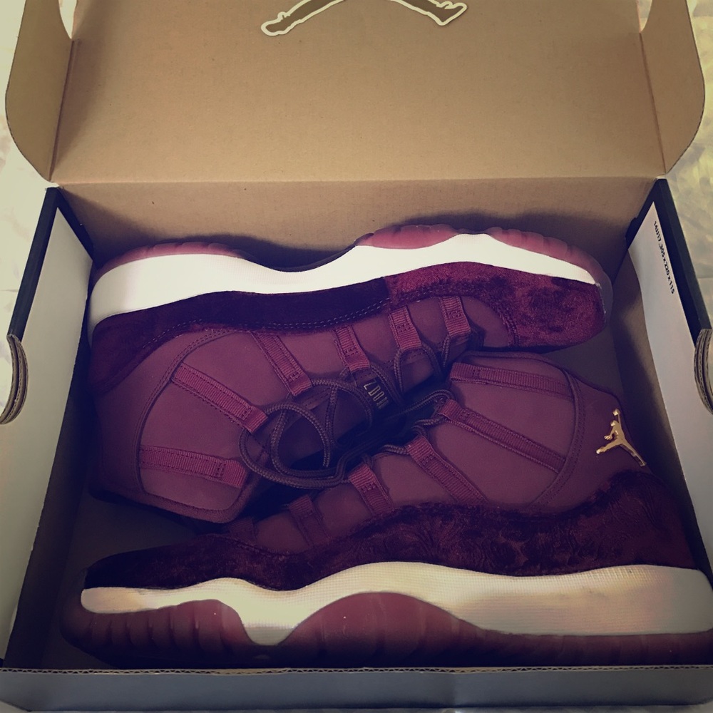 Jordan XI Retro 11 "Heiress" Red Velvet