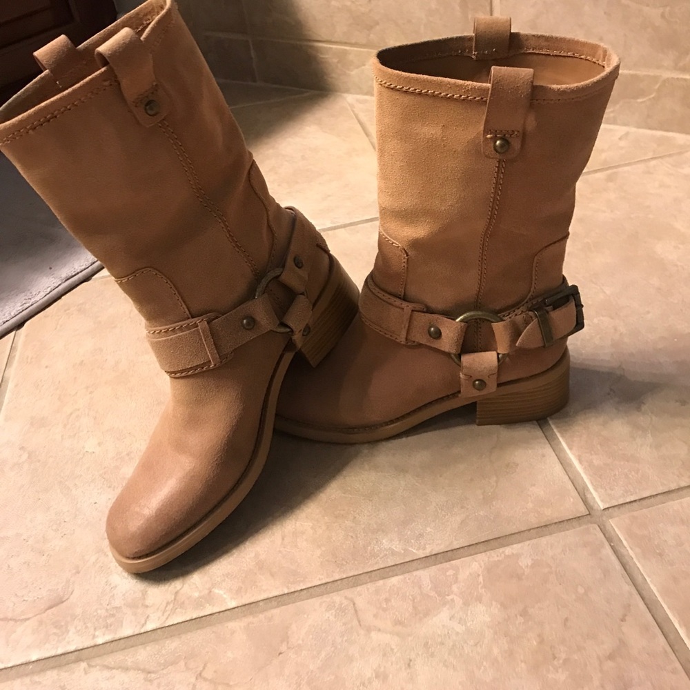 Women's boots