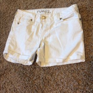 White Rue21 shorts