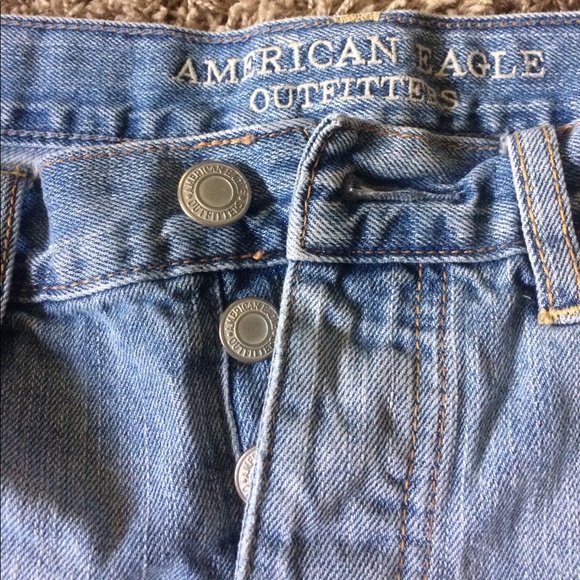 American Eagle distressed shorts - Picture 4 of 4
