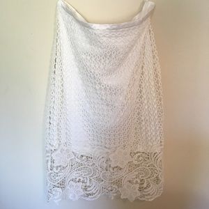White lace skirt, NWT