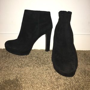 Giani Bini black booties