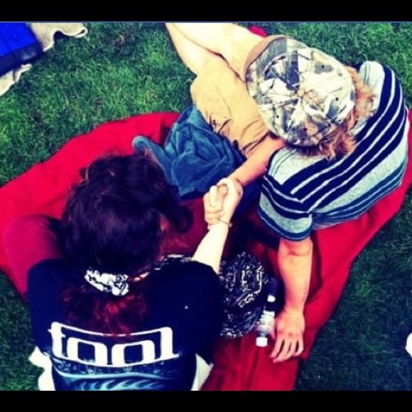 🌻 WELCOME TO MY CLOSET 🌻 - Picture 2 of 8