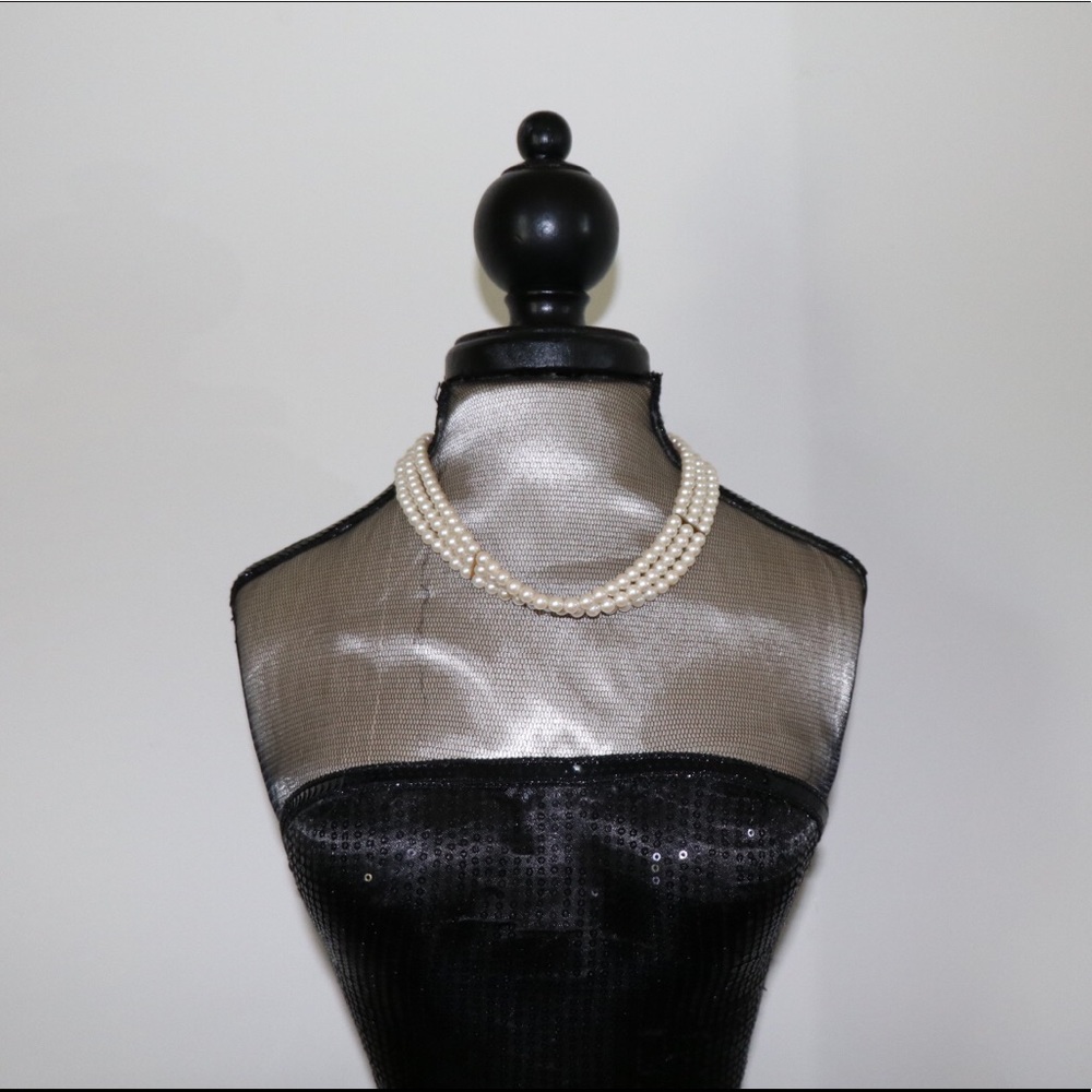 Vintage Faux Pearl Layered Necklace/ Choker