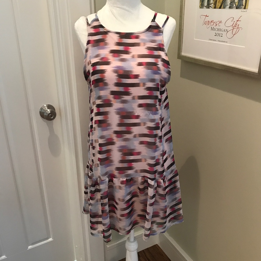 URBAN OUTFITTERS: ruffle dress