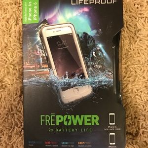 perfect condition iphone 6/6s lifeproof case