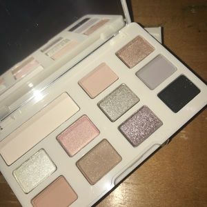 Too faced white chocolate