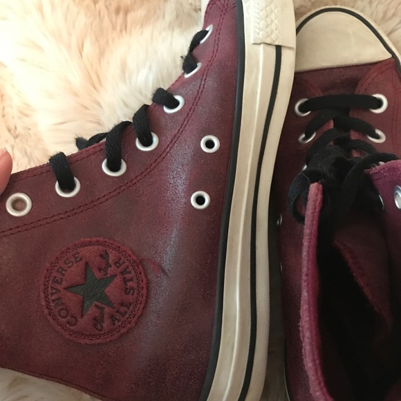 Converse - Picture 4 of 4