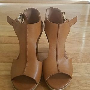 Nude/British Tan leather sandals-Sofft Brand