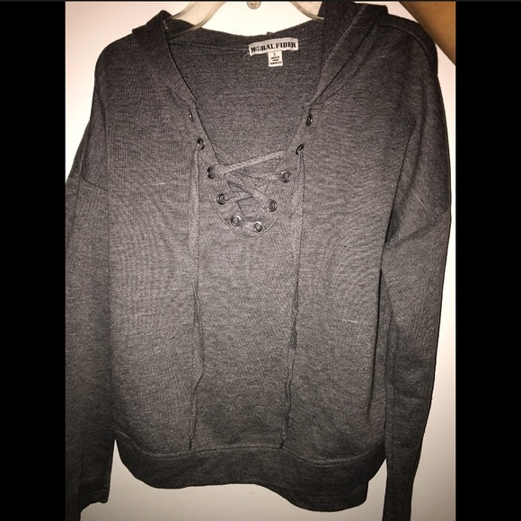 Stylish Pullover - Picture 1 of 2
