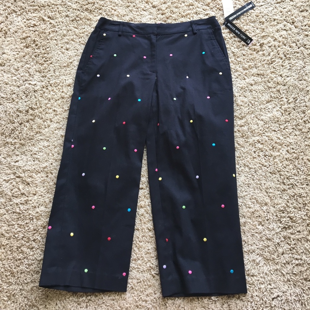 Briggs New York polka dot capris