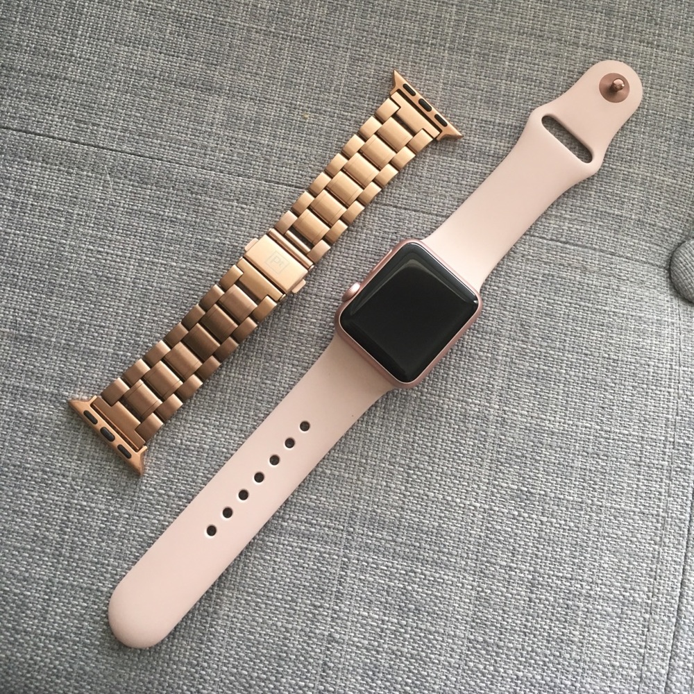 Rose gold Apple Watch 38mm