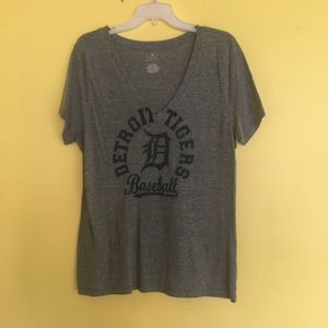 Detroit tigers tee