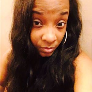 Meet your Posher, Anitra