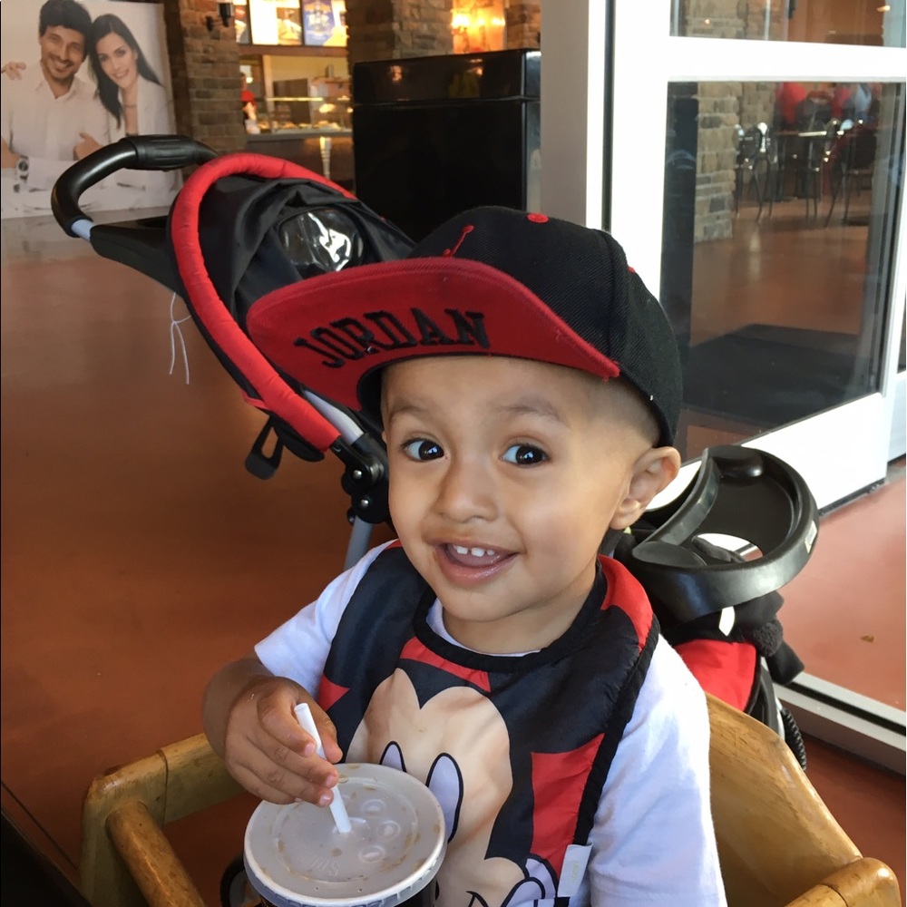 Meet your Posher, Tito