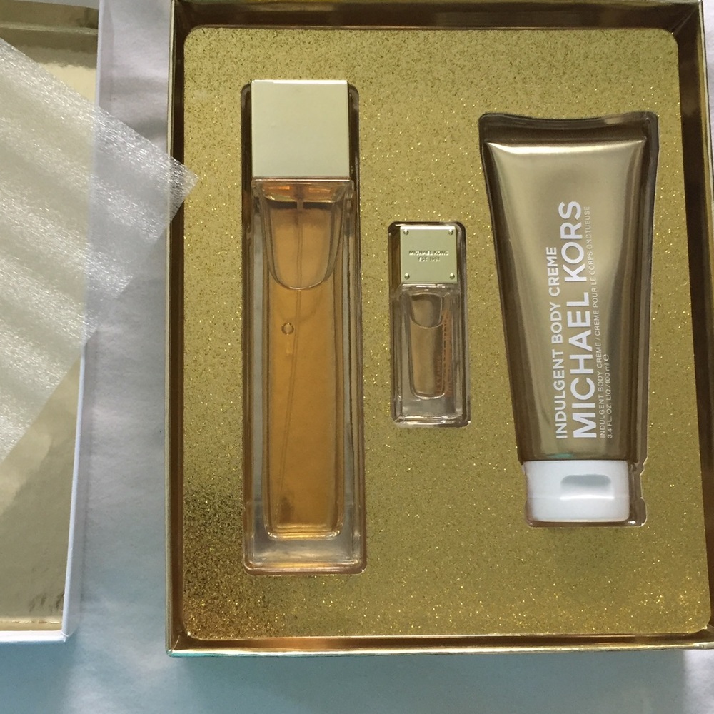 Michael kors gift set