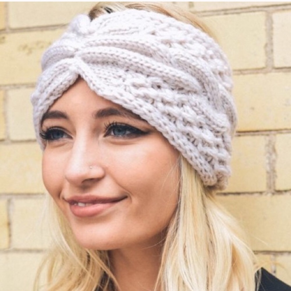 🆕HOST PICK🎉 10/14Black & Ivory Headbands - Picture 2 of 5
