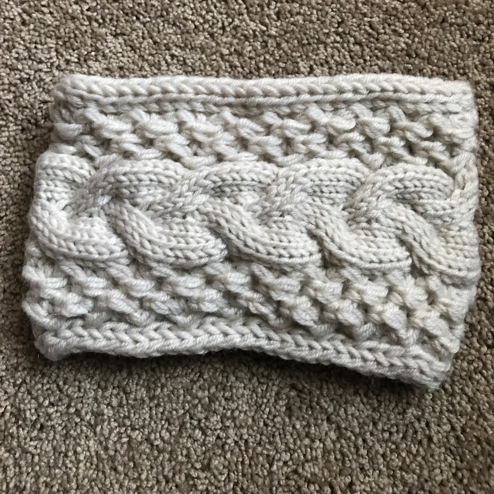 🆕HOST PICK🎉 10/14Black & Ivory Headbands - Picture 4 of 5