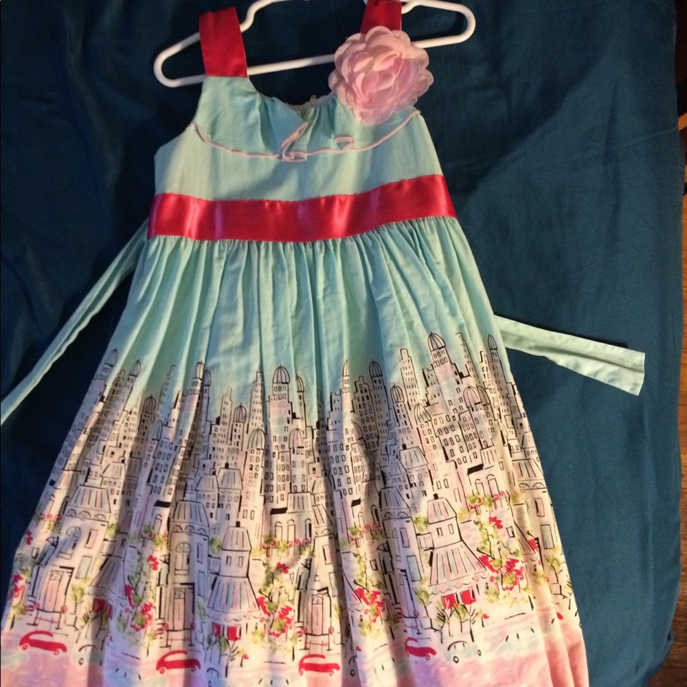 Girls dress