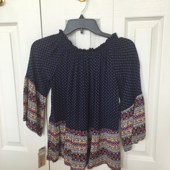 Navy Blue Floral Top - Picture 2 of 5