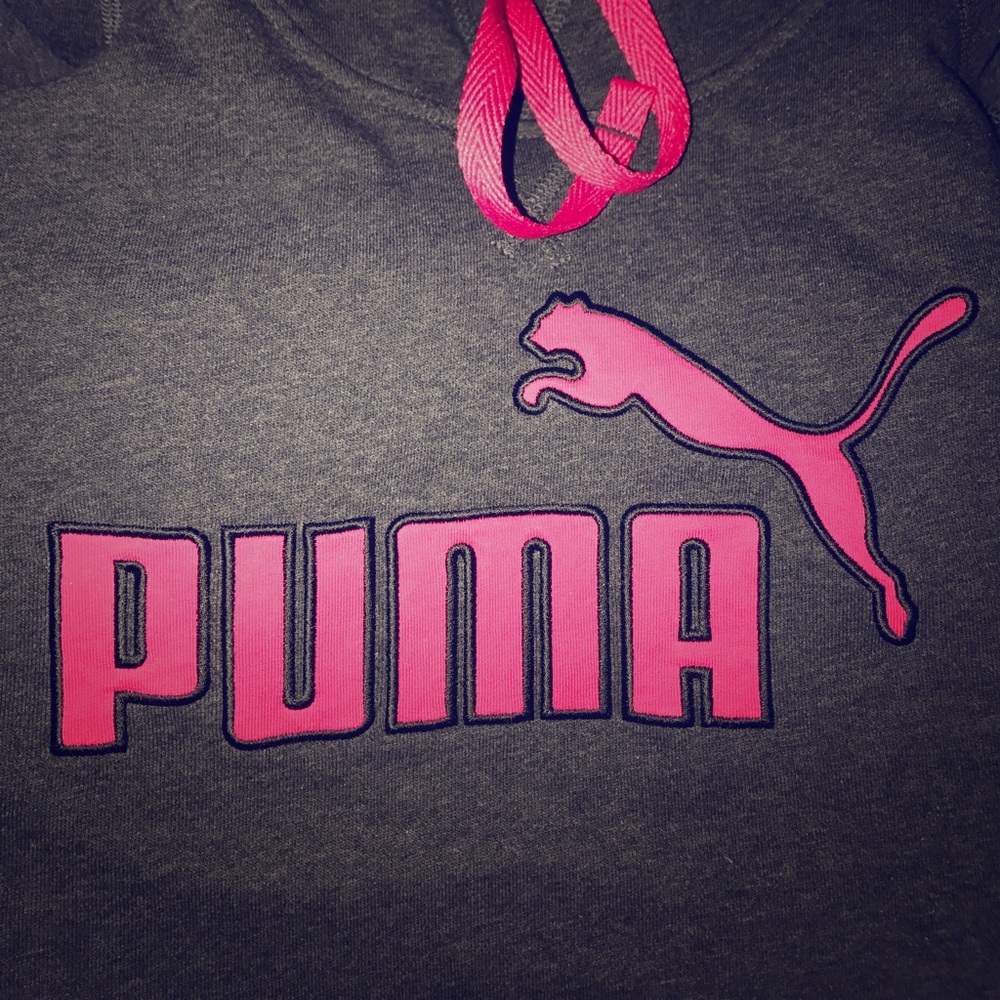 Puma hoodie with drawstrings