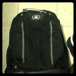 OGIO Backpack (OFFERS ARE ACCEPTABLE!!)