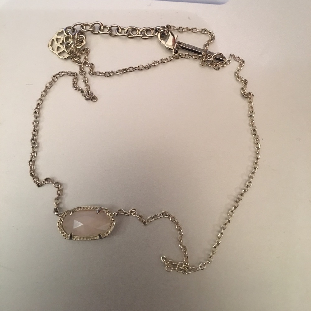 Kendra scott necklace