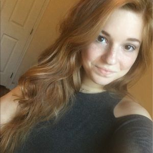 Meet your Posher, Courtney