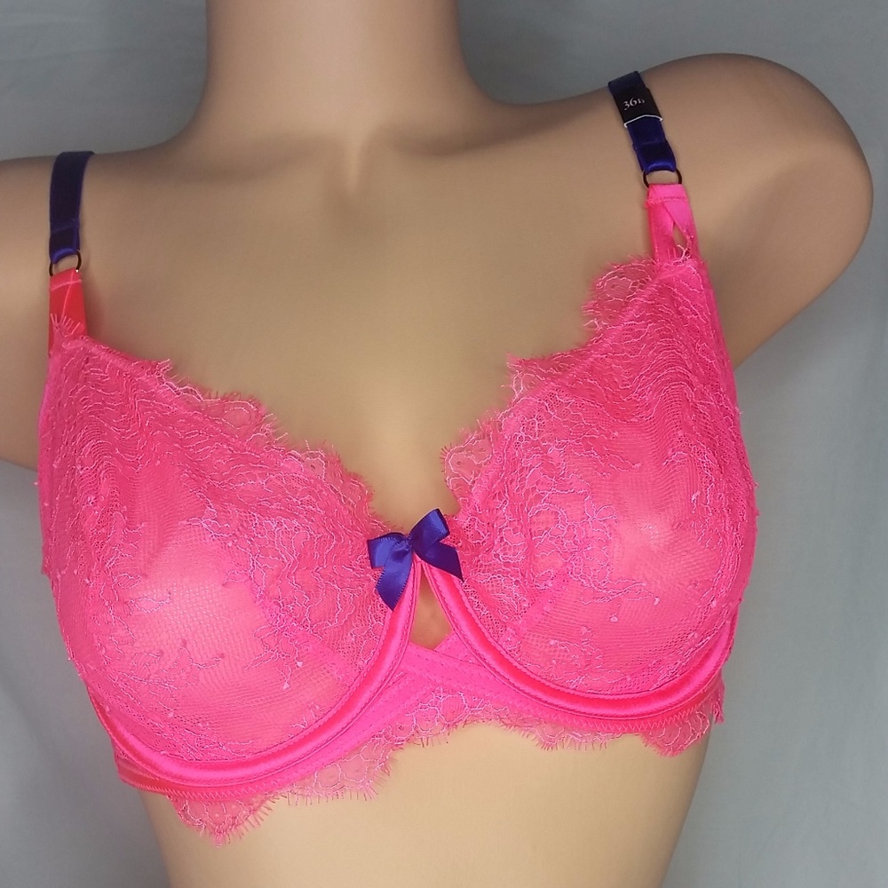 VS Very Sexy Unlined Demi Bra Lace Eyelash