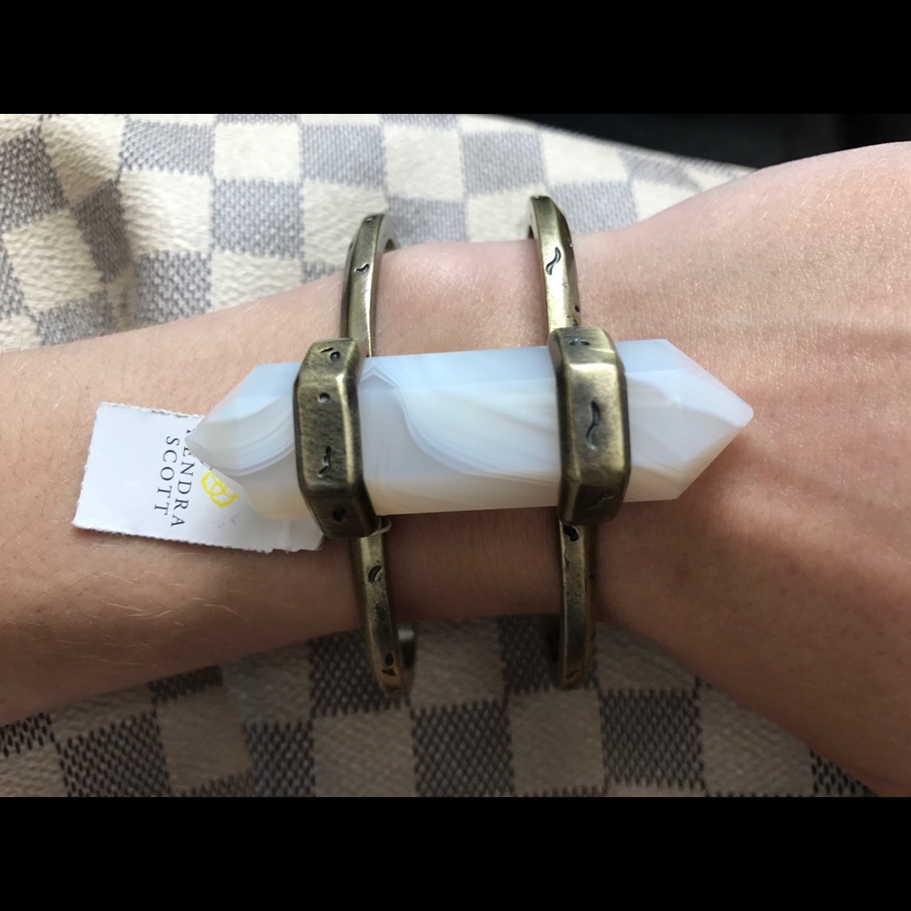*SOLD♏️* NWT KENDRA SCOTT Shelli Bracelet $150