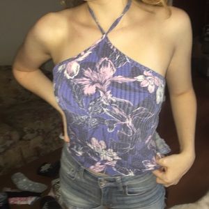 Cute cropped high heck top