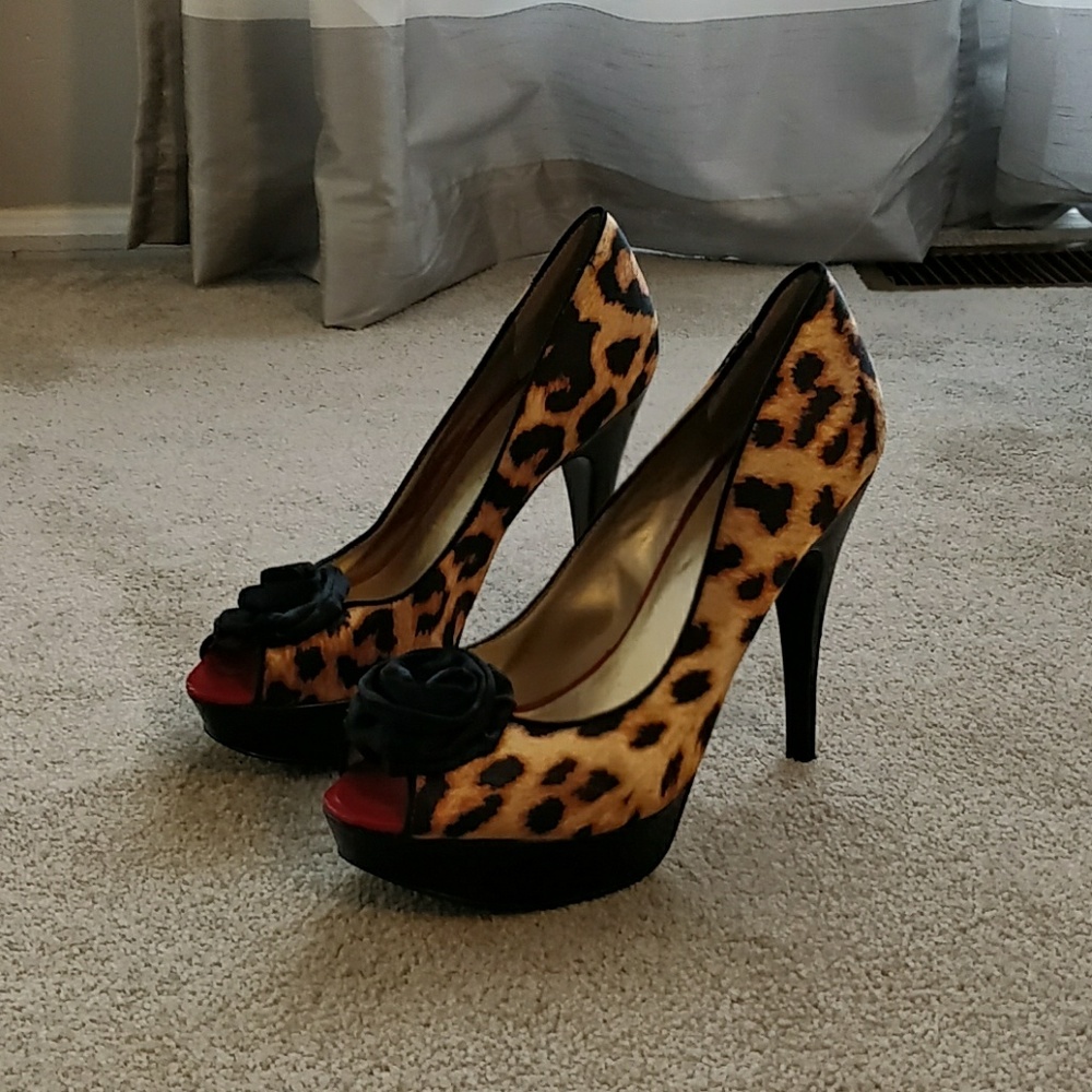 Guess Leopard Shoes