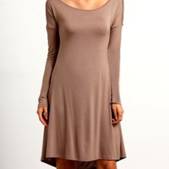 Scoop back Taupe tunic dress NWT! - Picture 2 of 2