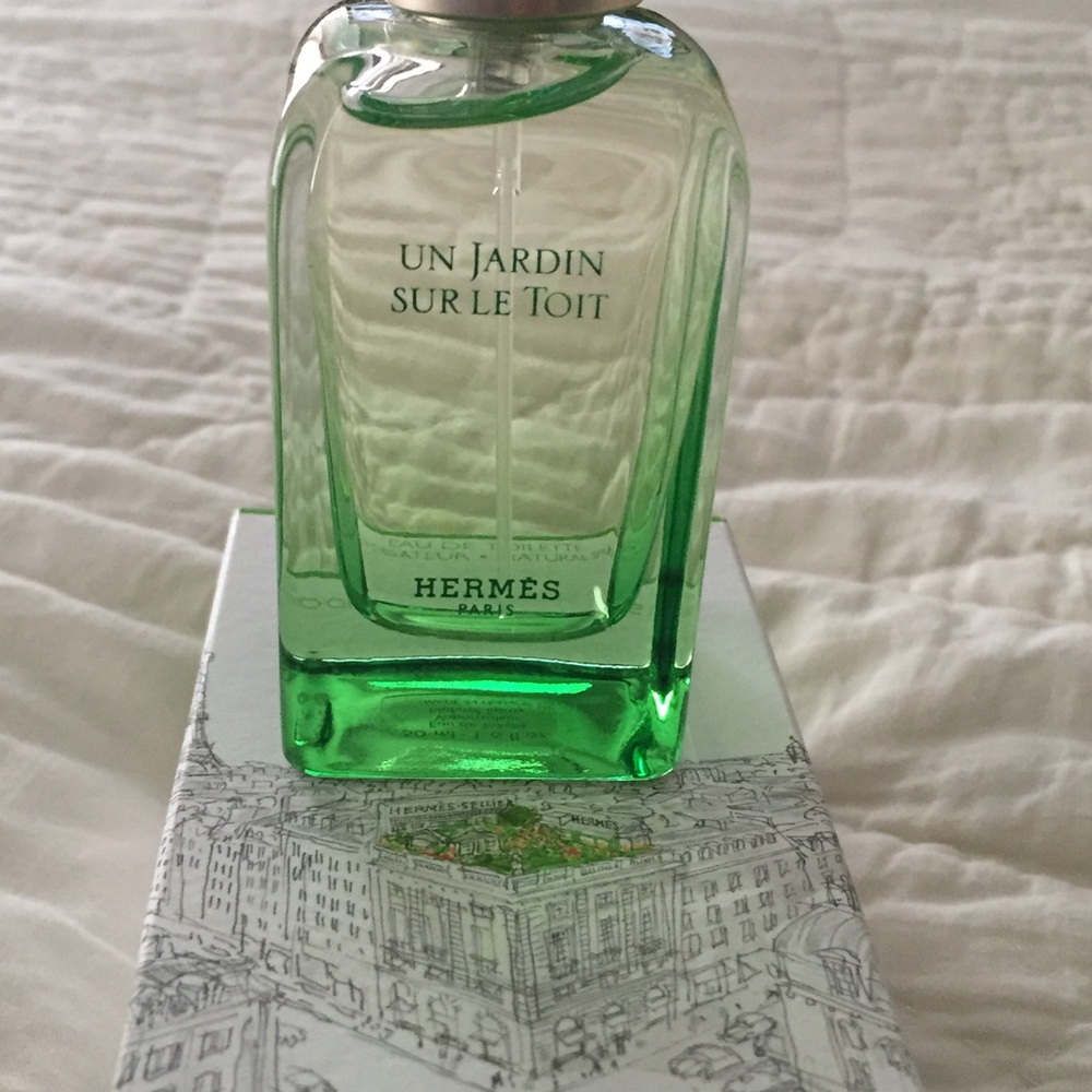 Hermes Un Jardin Sue Le Toit